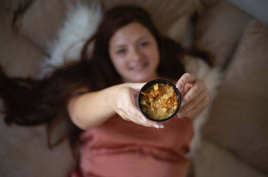 Beneficios de la naranja por las mañanas.